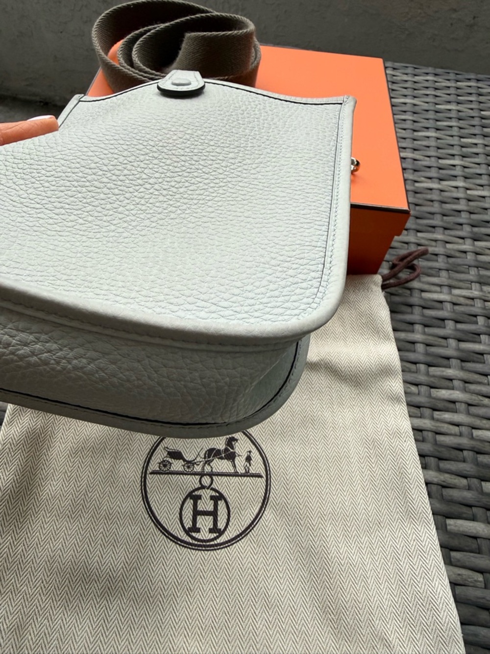HERMÈS Mini Evelyne Amazone TPM 16 Bleu Pale & Gris Etain Full Set Receipt Copy - Picture 5 of 14